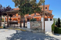 Hotel 3
