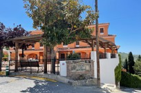 Hotel 2