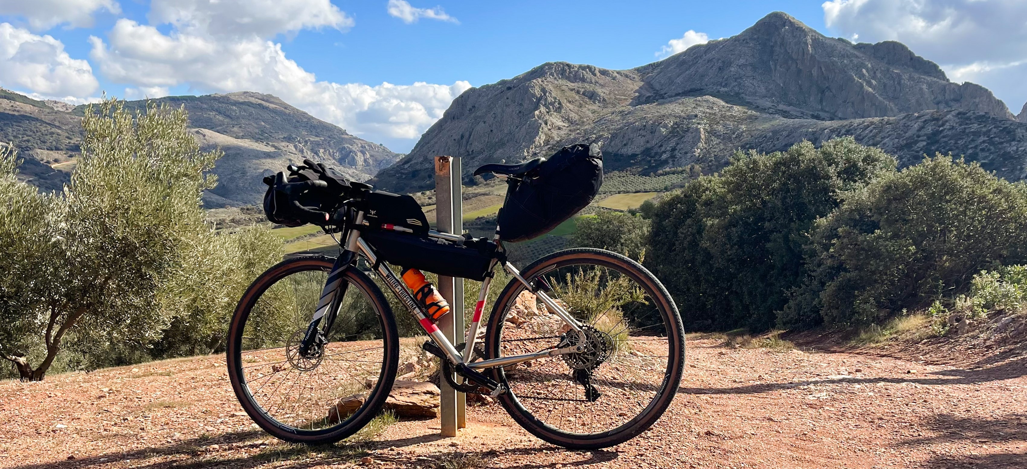 En God Taske Set Up Er Fundamentalt For En God Bikepacking Oplevelse En God Taske Set Up Er Fundamentalt For En God Bikepacking Oplevelse